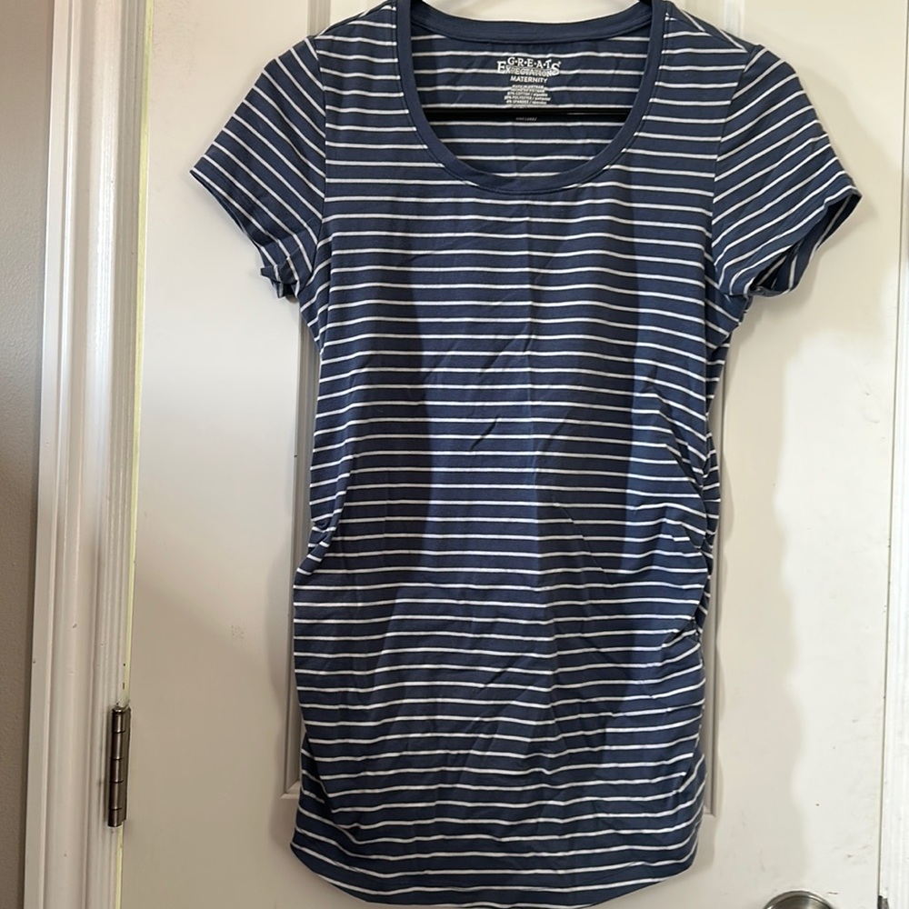 Women’s Maternity Shirt Size Small
